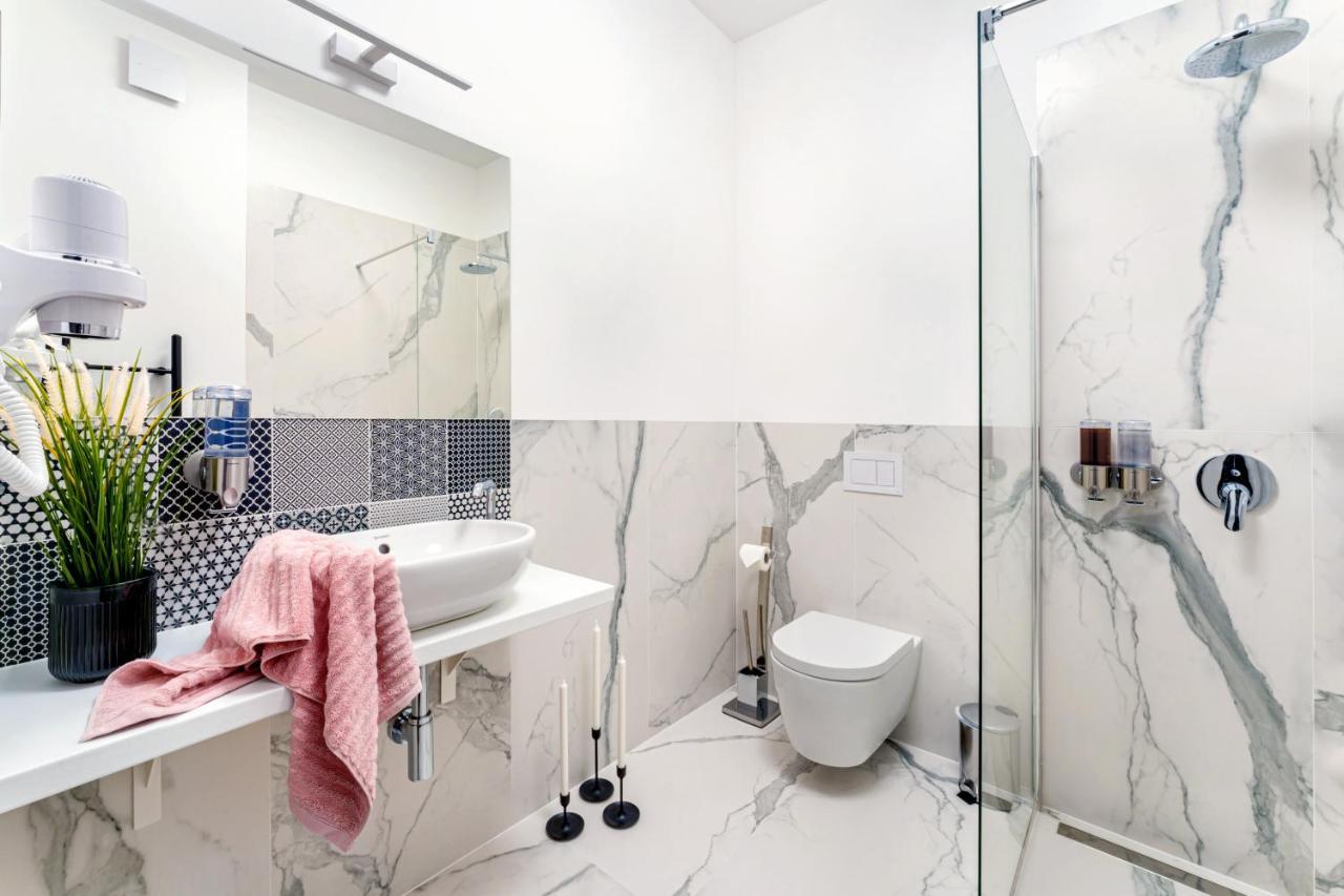 Apart House, Tylna 20 Zielona Gora  Luaran gambar
